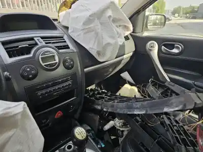 Здавання транспортного засобу renault megane ii break (km0/1_) 1.5 dci (km02. km13) gasóleo 2004 5p року 2006 потужний k9k 732