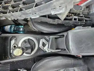 Здавання транспортного засобу renault megane ii break (km0/1_) 1.5 dci (km02. km13) gasóleo 2004 5p року 2006 потужний k9k 732