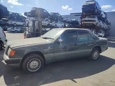 Hurda Aracı MERCEDES-BENZ TRÊS VOLUMES (W124) 250 D (124.125) Gasóleo 1998 4P Yılın 1998 güçlü OM 602.912