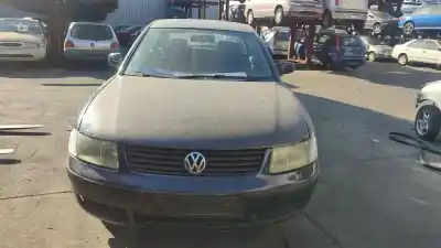 Veículo de Sucata VOLKSWAGEN PASSAT 3B2 1.9 TDI do ano 2006 alimentado AFN|AVG