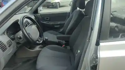 Veículo de Sucata hyundai accent (lc) 1.3 cat do ano 2003 alimentado g4ea