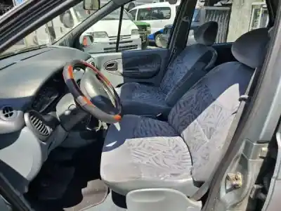 Здавання транспортного засобу renault megane scenic (ja0/1_) 1.4 i (ja0e) року 0 потужний e7j 764
