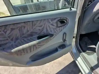 Здавання транспортного засобу renault megane scenic (ja0/1_) 1.4 i (ja0e) року 0 потужний e7j 764