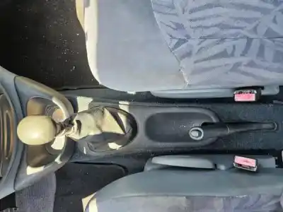 Здавання транспортного засобу renault megane scenic (ja0/1_) 1.4 i (ja0e) року 0 потужний e7j 764