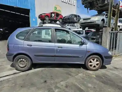Scrapping Vehicle renault megane scenic (ja0/1_) 1.4 i (ja0e) of the year 0 powered e7j 764