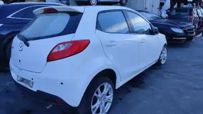 Veículo de Sucata mazda 2 (de_, dh_) 1.3 (de3fs) do ano 2010 alimentado zj46|zj-ve