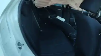 Veículo de Sucata mazda 2 (de_, dh_) 1.3 (de3fs) do ano 2010 alimentado zj46|zj-ve