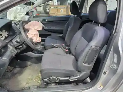 Здавання транспортного засобу honda civic vii hatchback (eu, ep, ev) 1.4 is (ep1 eu5 eu7) року 0 потужний d14z5
