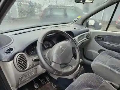 Здавання транспортного засобу renault scénic i veículo multiuso (ja0/1_, fa0_) 1.4 i року 0 потужний k4j 750