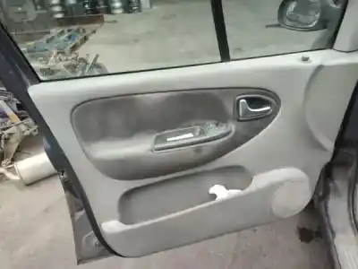 Veículo de Sucata renault scénic i veículo multiuso (ja0/1_, fa0_) 1.4 i do ano 0 alimentado 