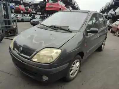 Veículo de Sucata renault scénic i veículo multiuso (ja0/1_, fa0_) 1.4 i do ano 0 alimentado 