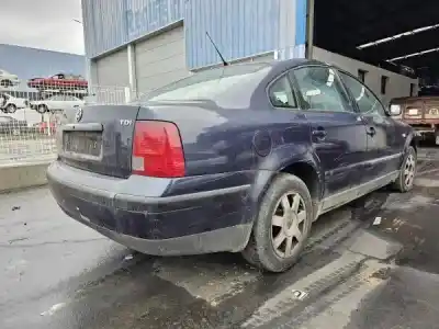 Veículo de Sucata volkswagen passat 3b2 1.9 tdi do ano 1998 alimentado 