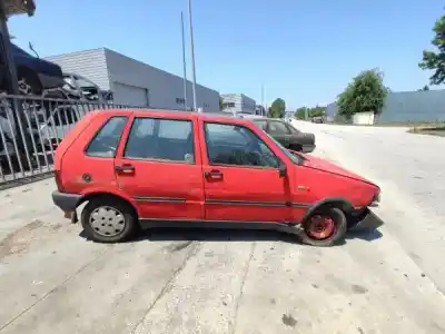 Veículo de Sucata fiat uno (146_) 50 1.1 do ano 1992 alimentado 160 a3.000
