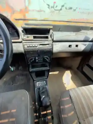 Veículo de Sucata fiat uno (146_) 50 1.1 do ano 1992 alimentado 160 a3.000