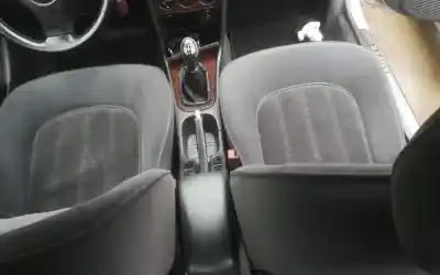 Verschrottungsfahrzeug rover rover 45 (rt) (2000->) 1.4 des jahres 2001 angetrieben 14 k4f