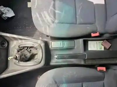 Здавання транспортного засобу audi a4 b5 avant (8d5) 1.9 tdi року 0 потужний 