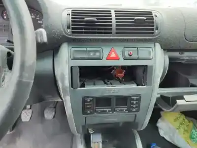 Scrapping Vehicle audi a3 (8l1) 1.6 of the year 0 powered aeh
