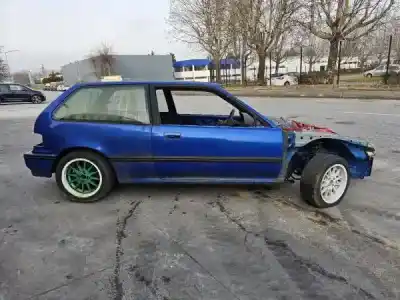 Scrapping Vehicle honda civic vii hatchback (eu, ep, ev) 1.6 i (ep2 eu8 eu6) of the year 0 powered d16a7