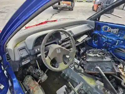 Scrapping Vehicle honda civic vii hatchback (eu, ep, ev) 1.6 i (ep2 eu8 eu6) of the year 0 powered d16a7