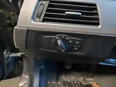 Sloopvoertuig bmw 3 touring (e91) 320 d van het jaar 0 aangedreven 