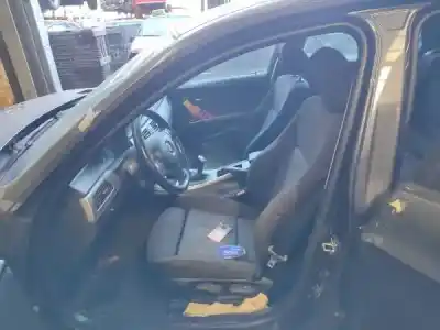 Sloopvoertuig bmw 3 touring (e91) 320 d van het jaar 0 aangedreven 