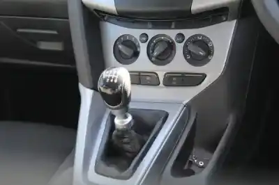 Vehicul casat ford focus iii 1.6 tdci al anului 2012 alimentat 