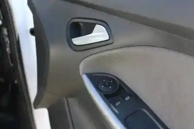 Vehicul casat ford focus iii 1.6 tdci al anului 2012 alimentat 