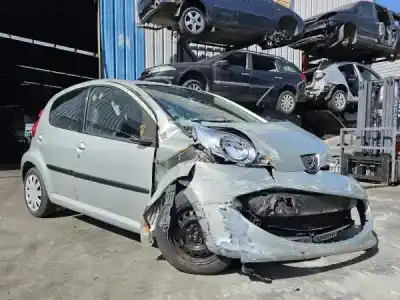 Veículo de Sucata peugeot 107 1.0 cat (384f) do ano 2006 alimentado 