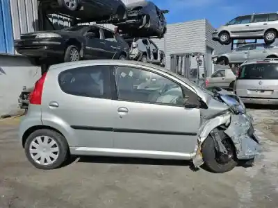 Veículo de Sucata peugeot 107 1.0 cat (384f) do ano 2006 alimentado 