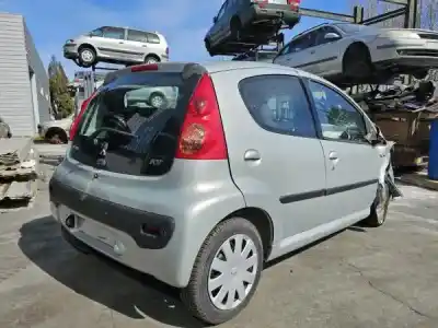 Veículo de Sucata peugeot 107 1.0 cat (384f) do ano 2006 alimentado 
