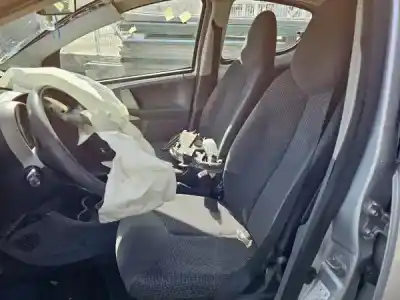 Veículo de Sucata peugeot 107 1.0 cat (384f) do ano 2006 alimentado 