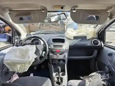 Veículo de Sucata peugeot 107 1.0 cat (384f) do ano 2006 alimentado 