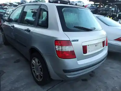 Veicolo di demolizione fiat stilo (192) 1.2 16v dell'anno 2003 alimentato 188 a5.000