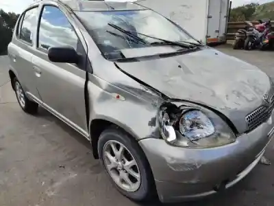 Veículo de Sucata toyota yaris (_p1_) 1.0 (scp10_) do ano 1999 alimentado 1sz-fe