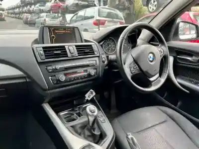 Veículo de Sucata bmw 1 (f20) 118 d do ano 2013 alimentado n47 d20 c