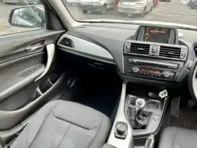 Veículo de Sucata bmw 1 (f20) 118 d do ano 2013 alimentado n47 d20 c