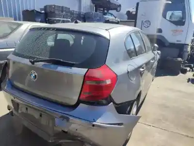 Veículo de Sucata bmw 1 (e87) 116 d do ano 2009 alimentado n47 d20 a