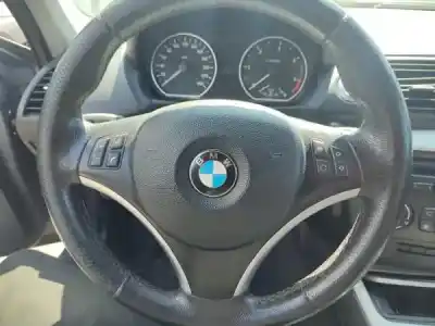 Veículo de Sucata bmw 1 (e87) 116 d do ano 2009 alimentado n47 d20 a