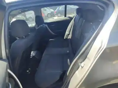 Veículo de Sucata bmw 1 (e87) 116 d do ano 2009 alimentado n47 d20 a