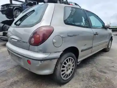 Veículo de Sucata fiat bravo i (182_) 1.9 td 100 s (182.af) do ano 1999 alimentado 182 a7.000