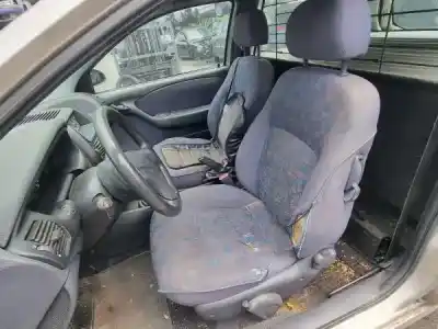 Veículo de Sucata fiat bravo i (182_) 1.9 td 100 s (182.af) do ano 1999 alimentado 182 a7.000