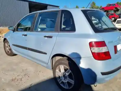 Veicolo di demolizione fiat stilo (192) 1.2 16v dell'anno 0 alimentato 188 a5.000