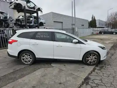 Sloopvoertuig ford focus iii 1.6 tdci van het jaar 2013 aangedreven 