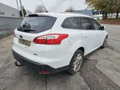 Sloopvoertuig ford focus iii 1.6 tdci van het jaar 2013 aangedreven 