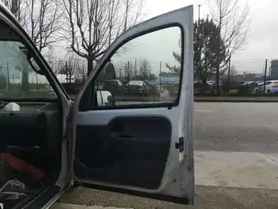 Scrapping Vehicle renault kangoo express (fc0/1_) d 65 1.9 (fc0e fc02 fc0j fc0n) of the year 2000 powered f8q 662