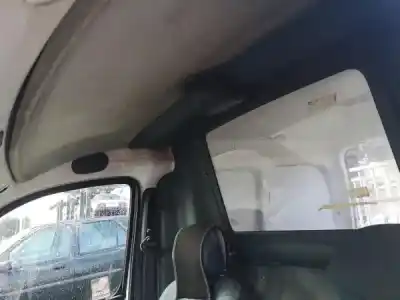 Scrapping Vehicle renault kangoo express (fc0/1_) d 65 1.9 (fc0e fc02 fc0j fc0n) of the year 2000 powered f8q 662