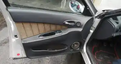 Veículo de Sucata alfa romeo 156 (932_) 1.6 16v t.spark (932a4) do ano 1999 alimentado 