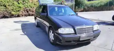 Vehicul casat MERCEDES-BENZ CLASSE C CARRINHA (S202) C 220 T CDI (202.193) Gasóleo 2000 5P al anului 2000 alimentat OM 611.960
