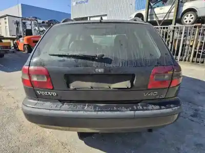 Scrapping Vehicle volvo v40 combi (vw) 1.9 td gasóleo 1997 5p of the year 2000 powered d 4192 t2