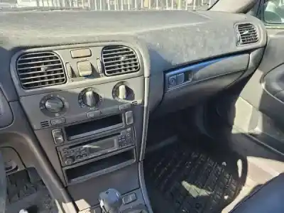 Scrapping Vehicle volvo v40 combi (vw) 1.9 td gasóleo 1997 5p of the year 2000 powered d 4192 t2